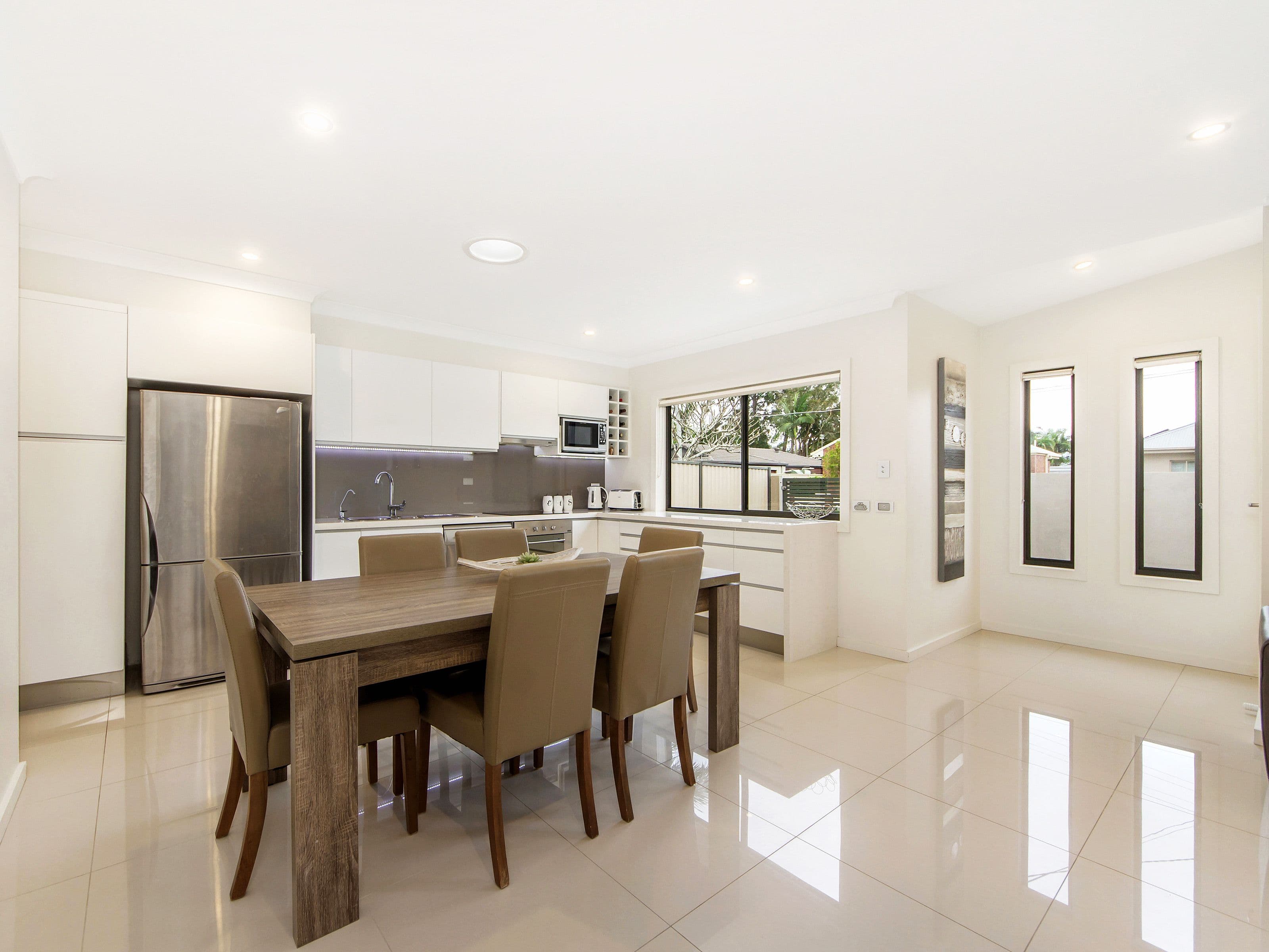 19 Clematis Avenue, Hollywell QLD 4216, Hollywell - Thumbnail 4