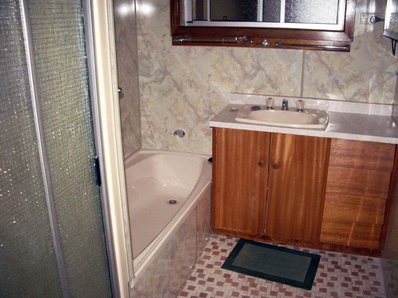 20 Dinning Terrace, BORDERTOWN SA 5268, Bordertown - Thumbnail 3