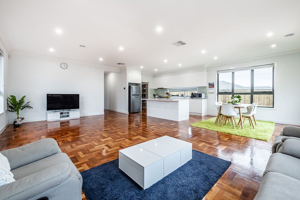 27 Shimar Street, Clyde North VIC 3978, Clyde North - Thumbnail 7