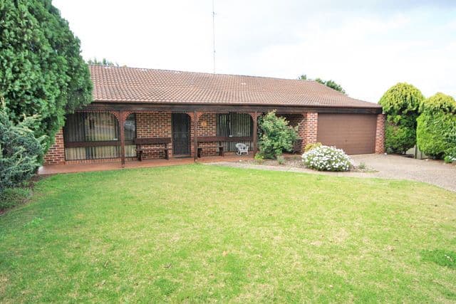 25 Hynes Place, ELDERSLIE NSW 2570, Elderslie - Image 1