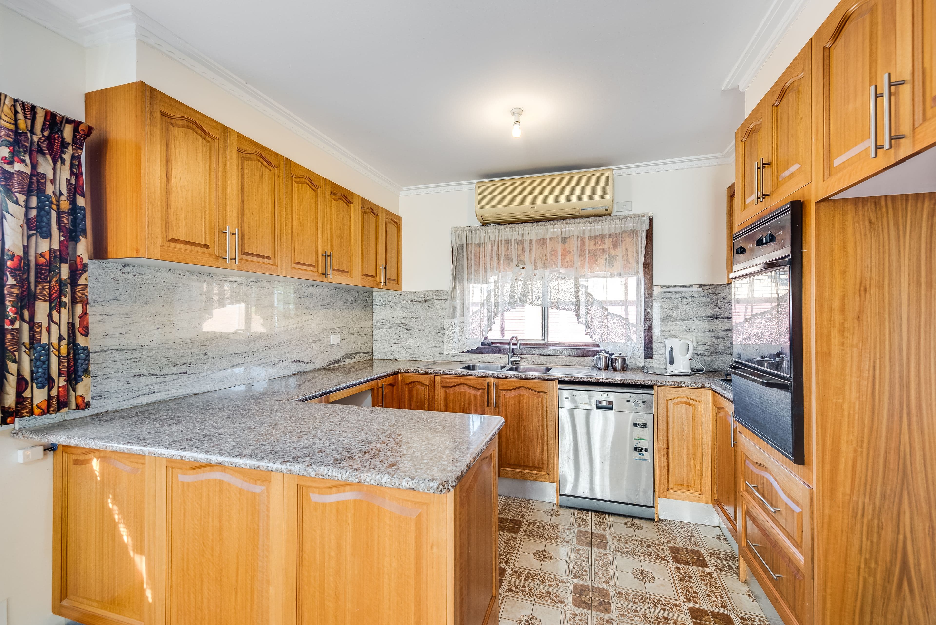 42 French Street, Thomastown VIC 3074, Thomastown - Thumbnail 4