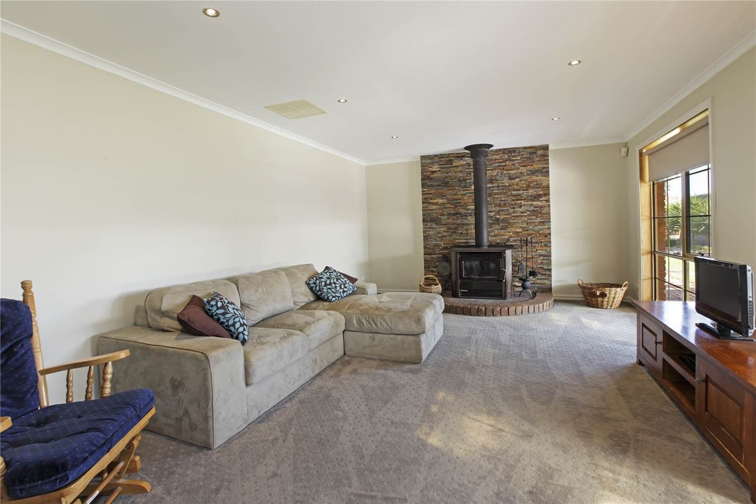 29 Cranbourne Drive, CORIO VIC 3214, Corio - Thumbnail 4