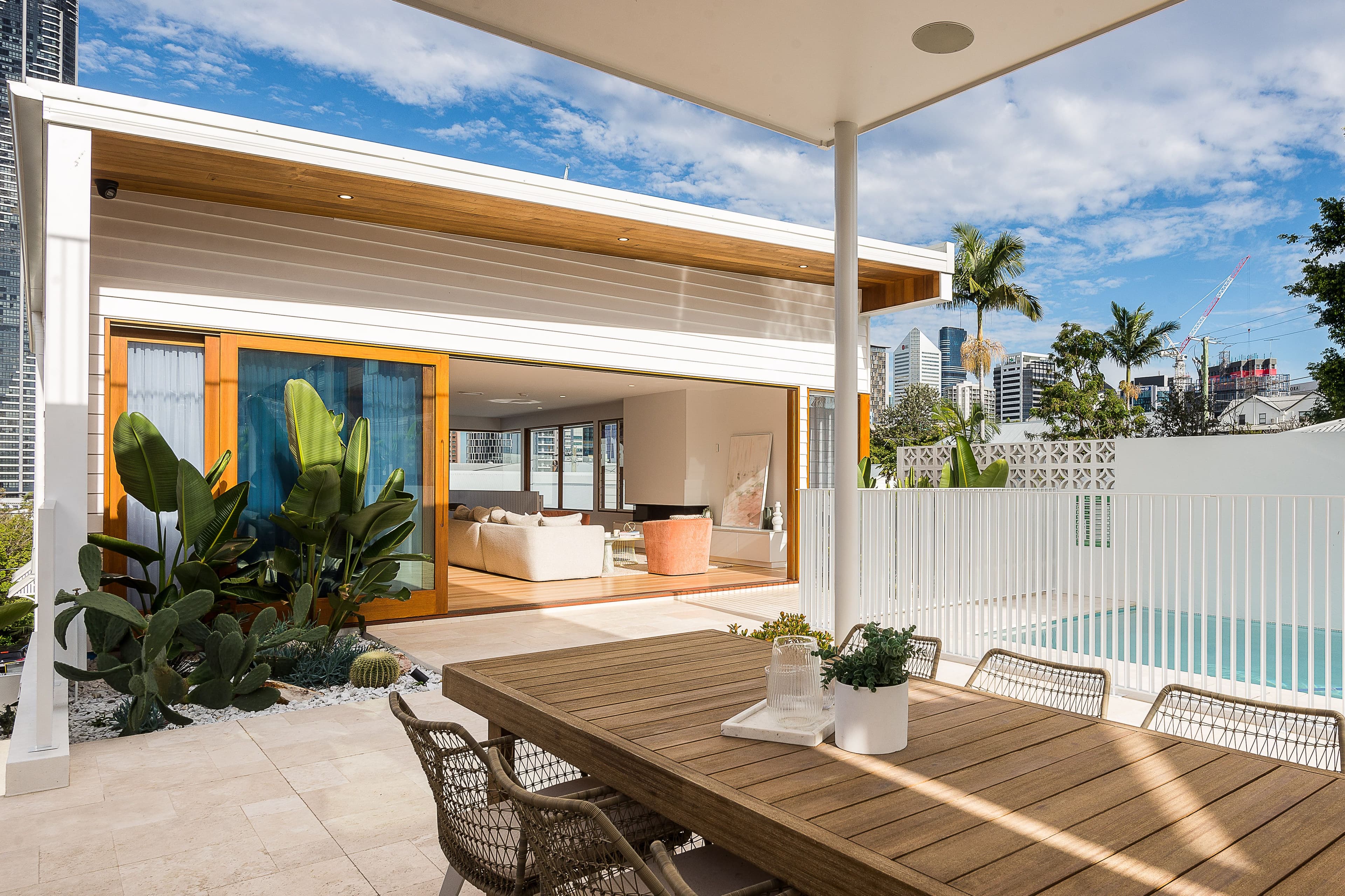 16 Thornbury Street, Spring Hill QLD 4000, Spring Hill - Thumbnail 3