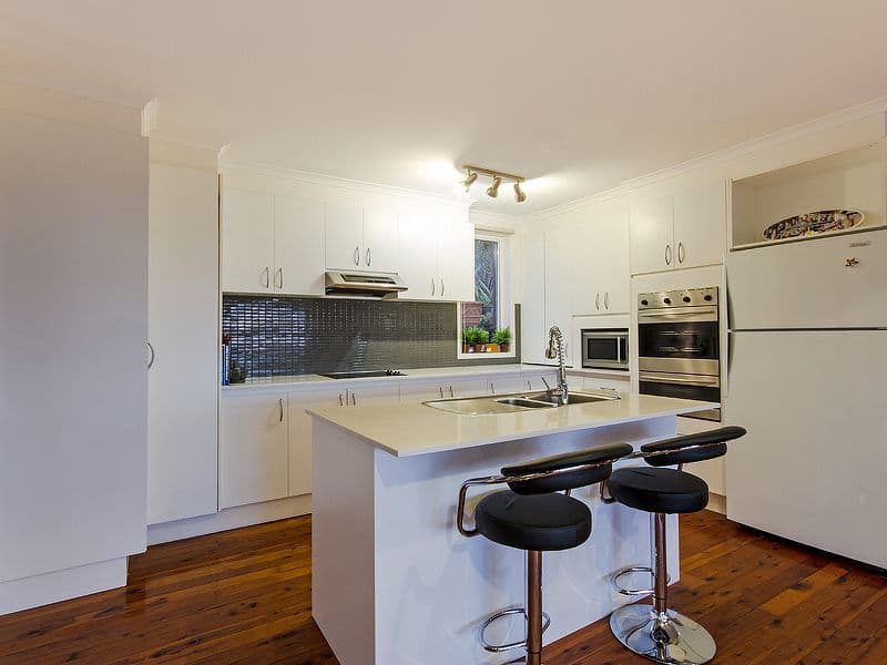 16 Tanjenong Place, BURLEIGH HEADS QLD 4220, Burleigh Heads - Thumbnail 6