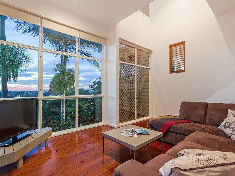 16 Tanjenong Place, BURLEIGH HEADS QLD 4220, Burleigh Heads - Thumbnail 8