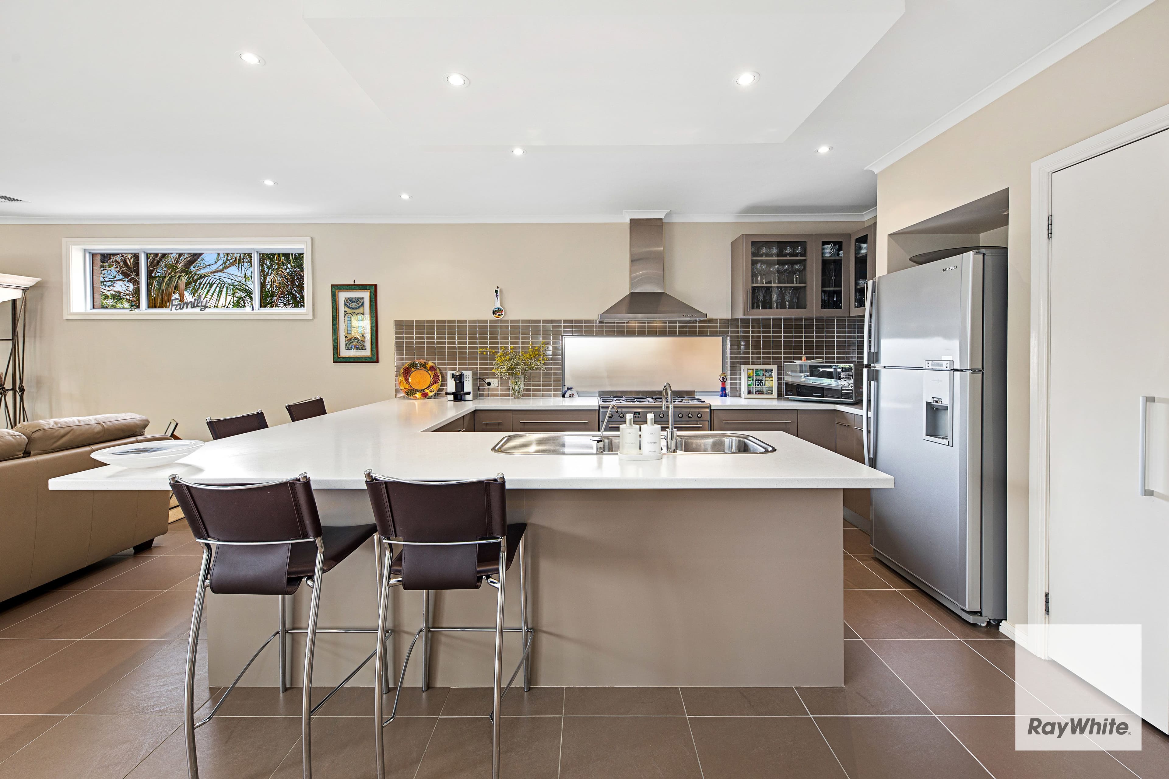 118 Gannons Road, Caringbah South NSW 2229, Burraneer - Thumbnail 4
