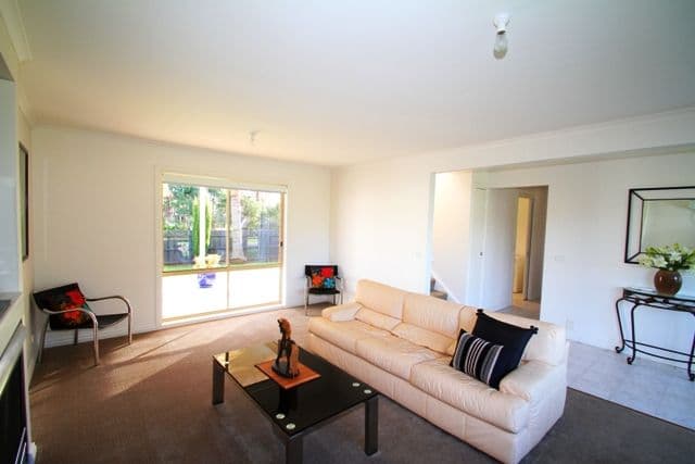 16 Cornwall Avenue, COWES VIC 3922, Cowes - Thumbnail 4