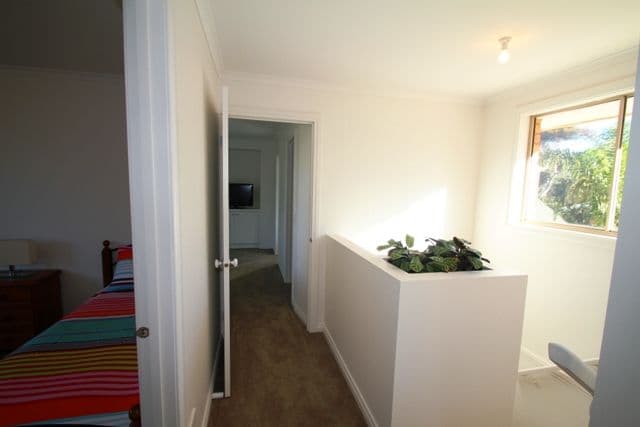 16 Cornwall Avenue, COWES VIC 3922, Cowes - Thumbnail 7