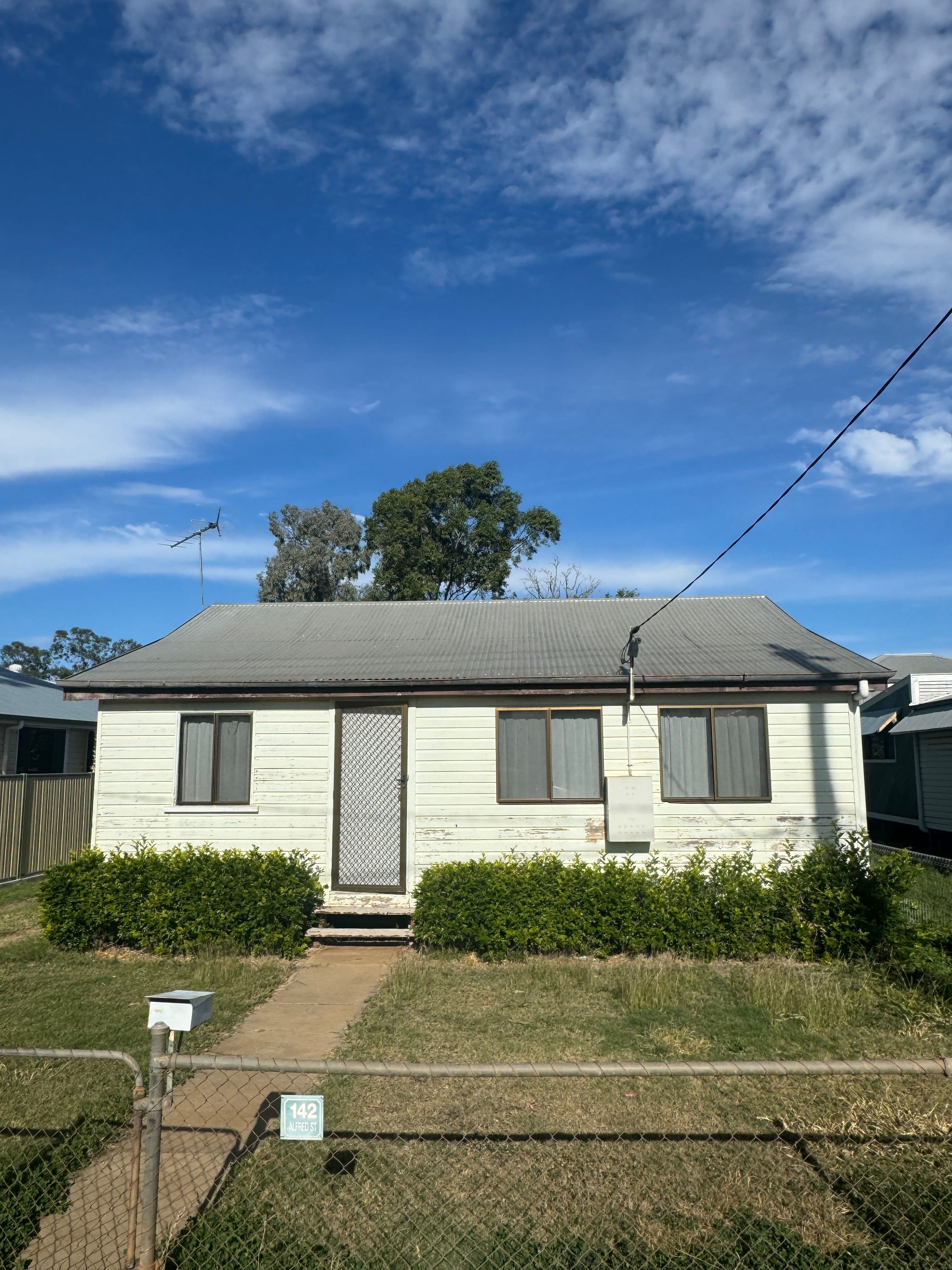 142 Alfred Street, Charleville QLD 4470, Charleville - Image 1