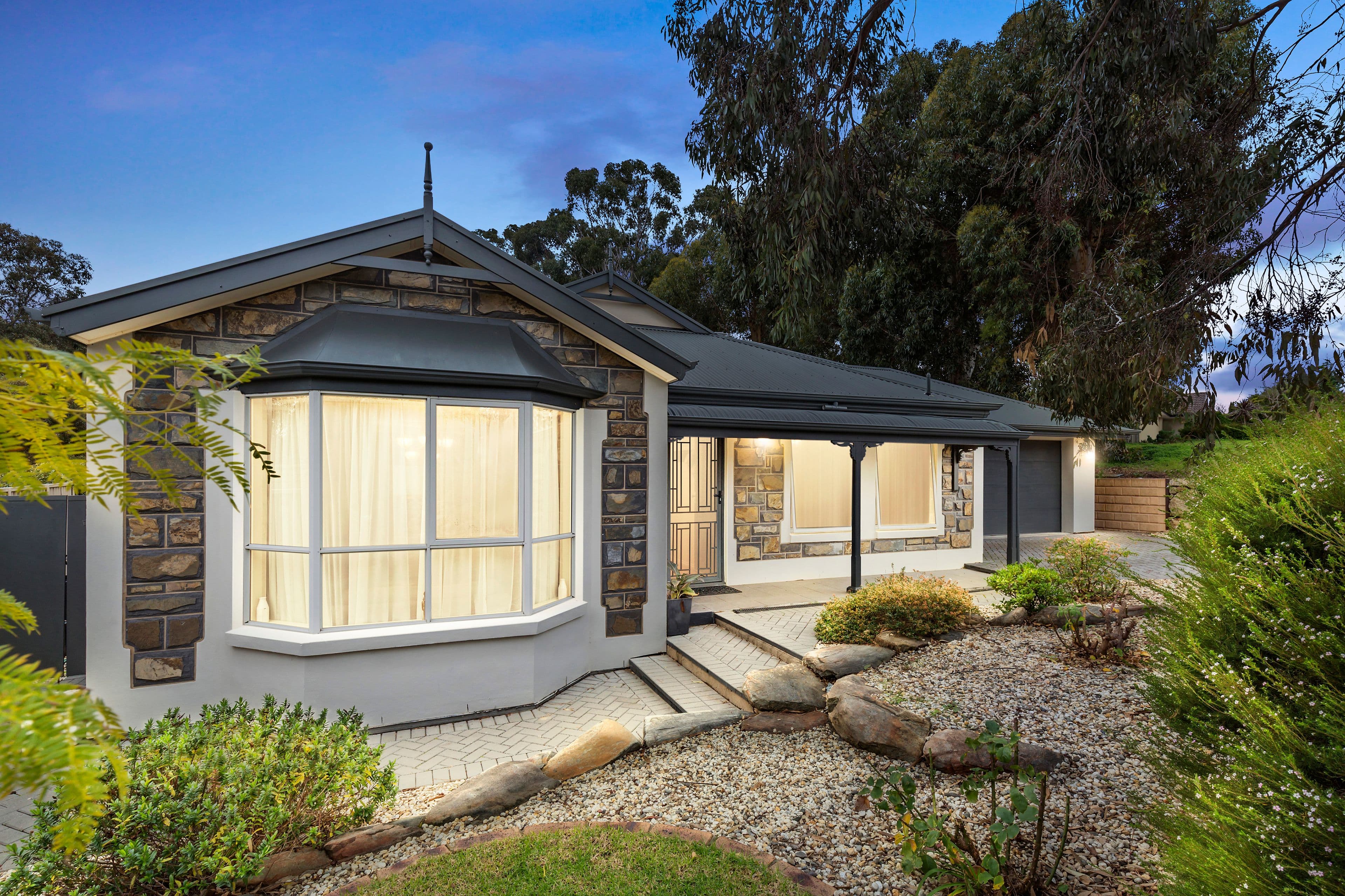 18 Hollyoaks Court, Happy Valley SA 5159, Happy Valley - Image 1