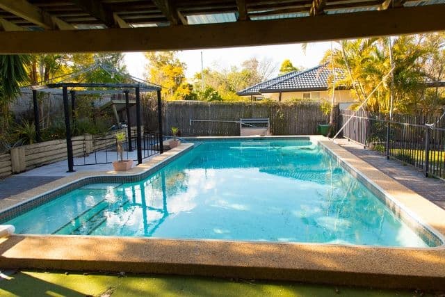 5 Trevelloe Street, ROCHEDALE SOUTH QLD 4123, Rochedale South - Thumbnail 2
