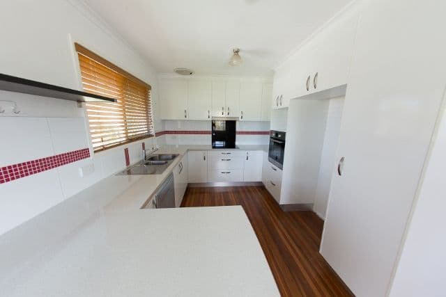 5 Trevelloe Street, ROCHEDALE SOUTH QLD 4123, Rochedale South - Thumbnail 7