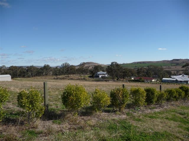 8 Thyme Court, HODGSON VALE QLD 4352, Hodgson Vale - Thumbnail 2