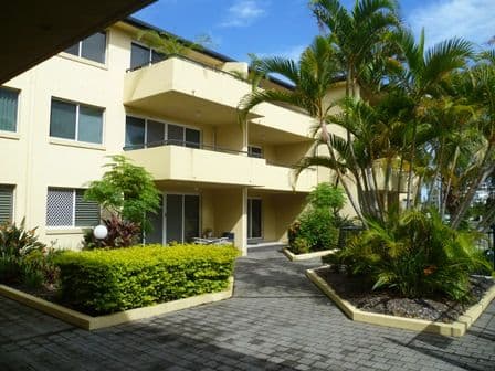 65 Bayview Street, RUNAWAY BAY QLD 4216, Runaway Bay - Thumbnail 2