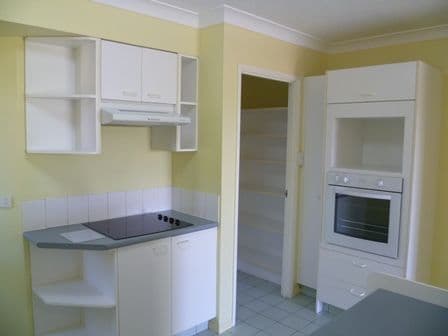 65 Bayview Street, RUNAWAY BAY QLD 4216, Runaway Bay - Thumbnail 5