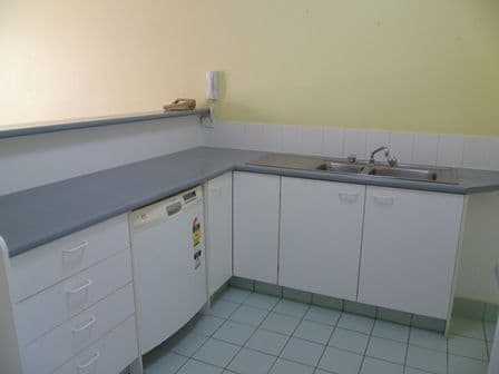 65 Bayview Street, RUNAWAY BAY QLD 4216, Runaway Bay - Thumbnail 6