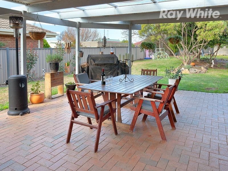 18 Azure Drive, WODONGA VIC 3690, West Wodonga - Thumbnail 3