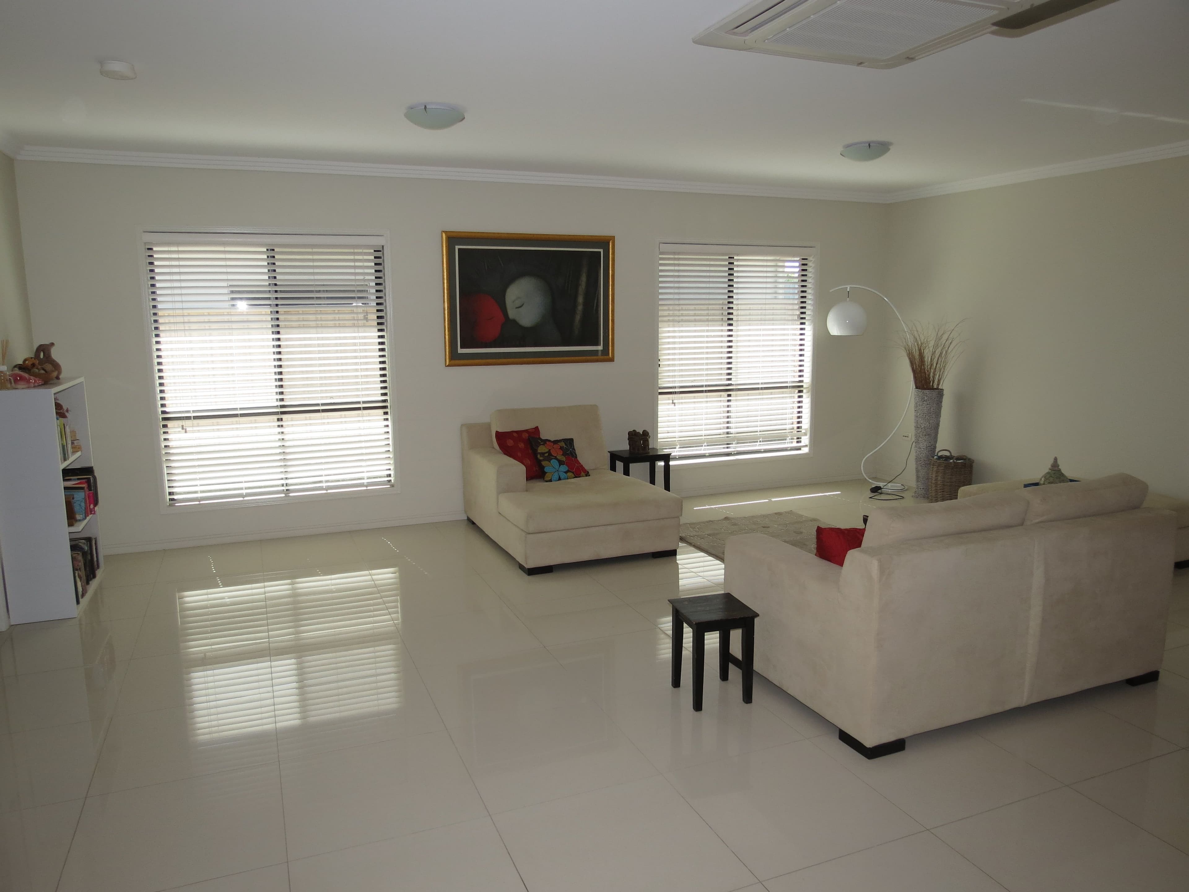 31 Wright Street, Emerald QLD 4720, Emerald - Thumbnail 2