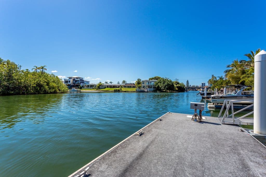 17 Savoy Drive, Broadbeach Waters QLD 4218, Broadbeach Waters - Thumbnail 2