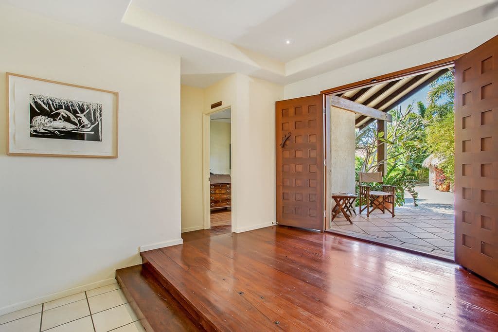 17 Savoy Drive, Broadbeach Waters QLD 4218, Broadbeach Waters - Thumbnail 6