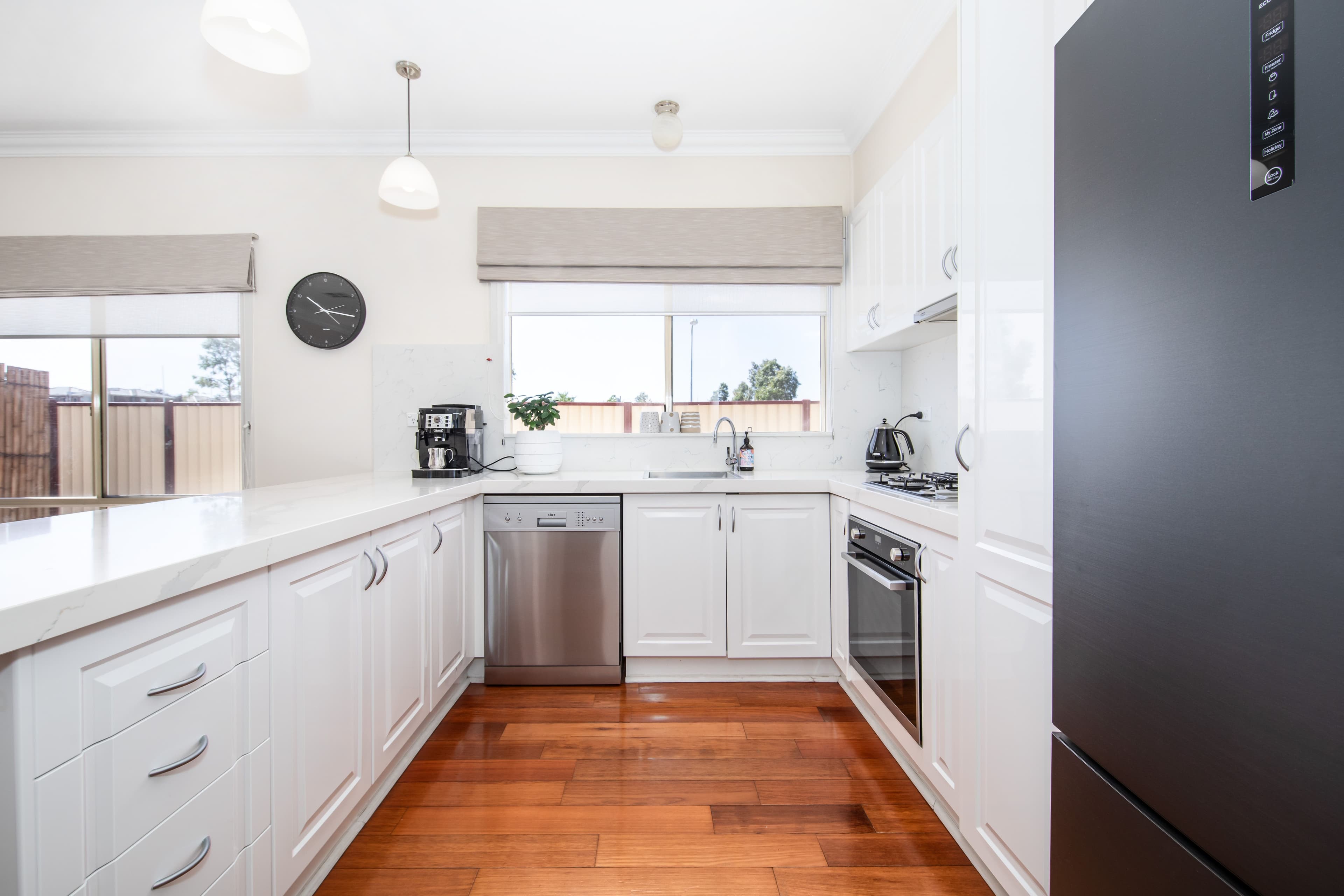 2 Westminster Avenue, Hillside VIC 3037, Hillside - Thumbnail 5