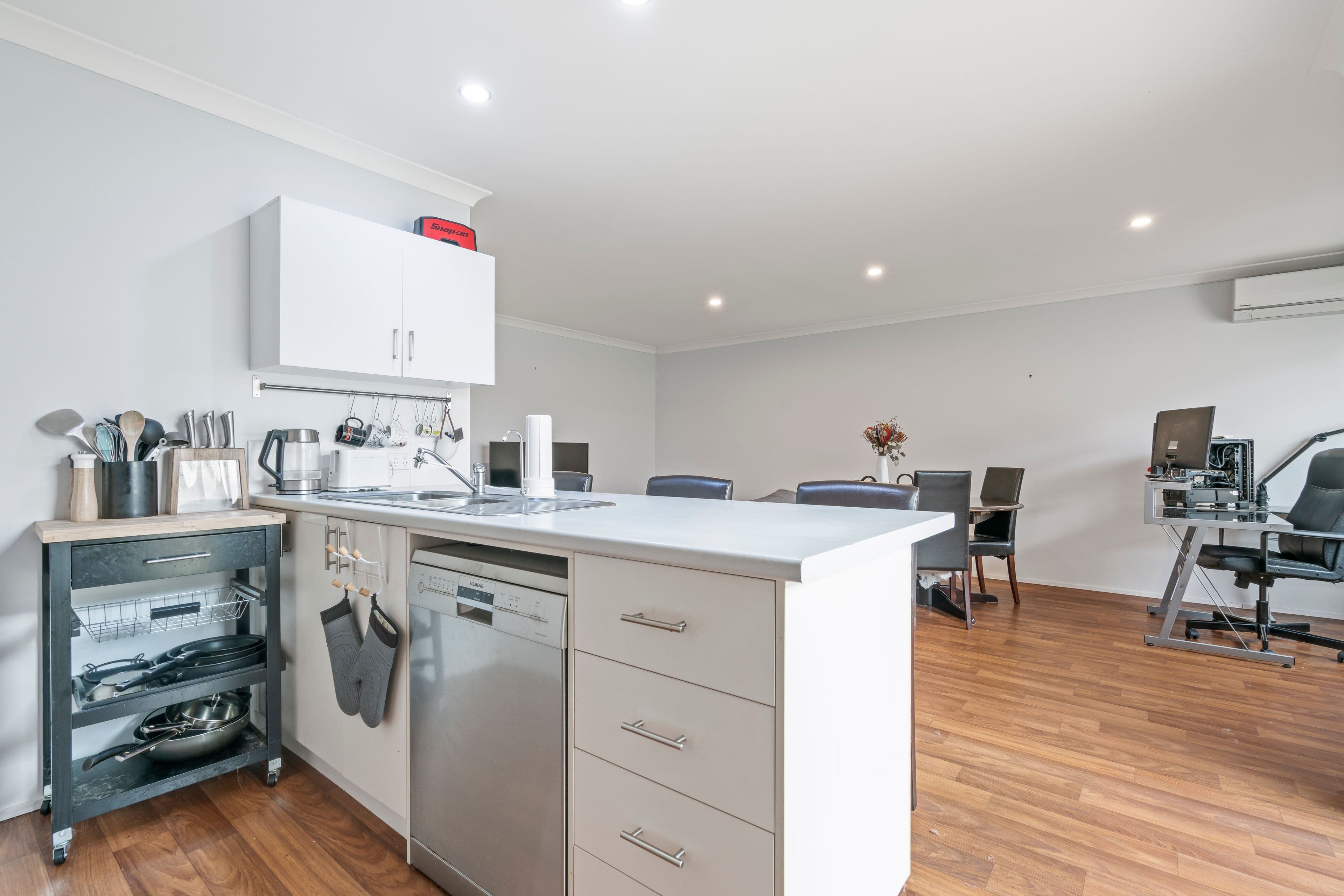 49 Featherflower Avenue, Dayton WA 6055, Dayton - Thumbnail 5