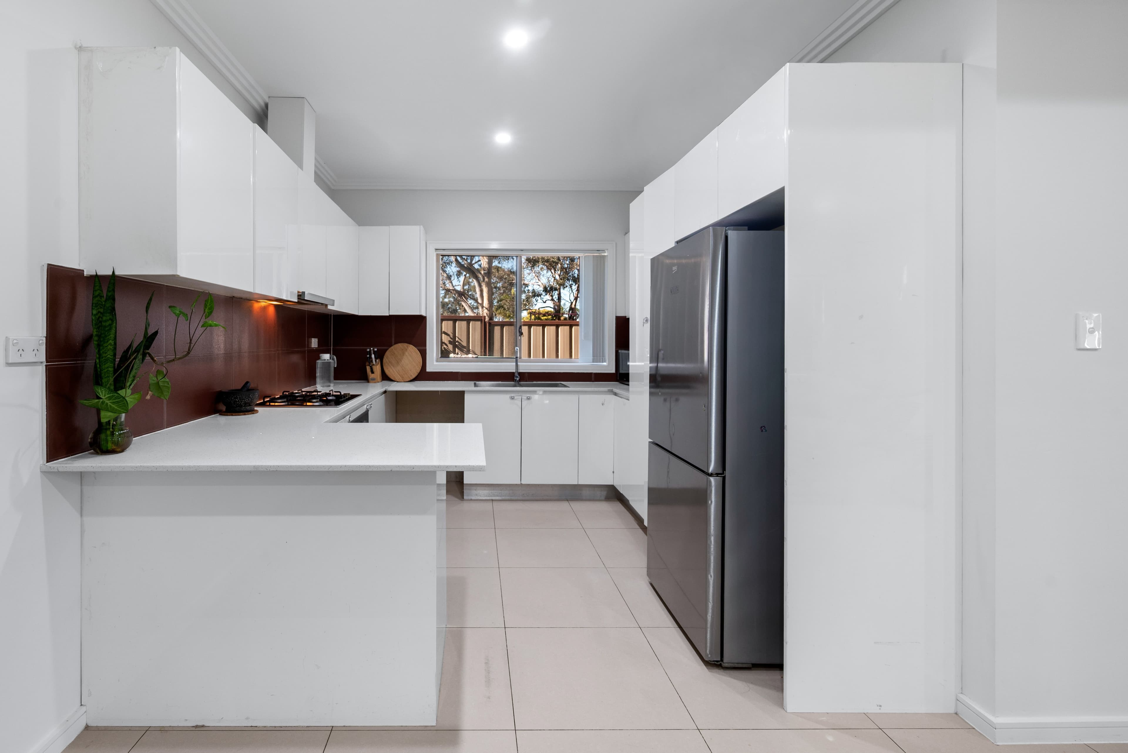 1/16 Groundsel Avenue, Macquarie Fields NSW 2564, Macquarie Fields - Thumbnail 2