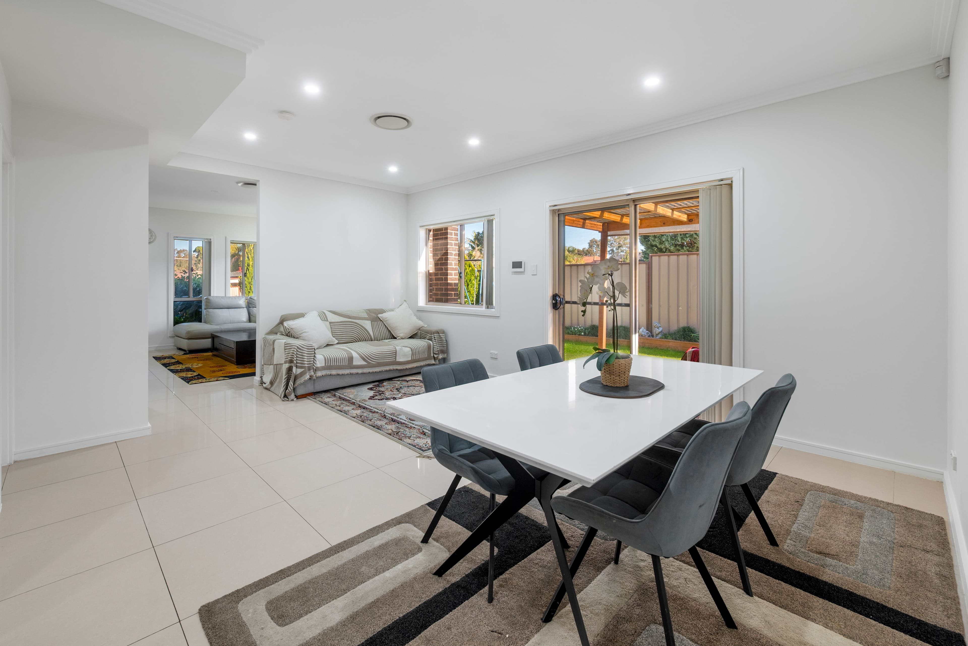 1/16 Groundsel Avenue, Macquarie Fields NSW 2564, Macquarie Fields - Thumbnail 4