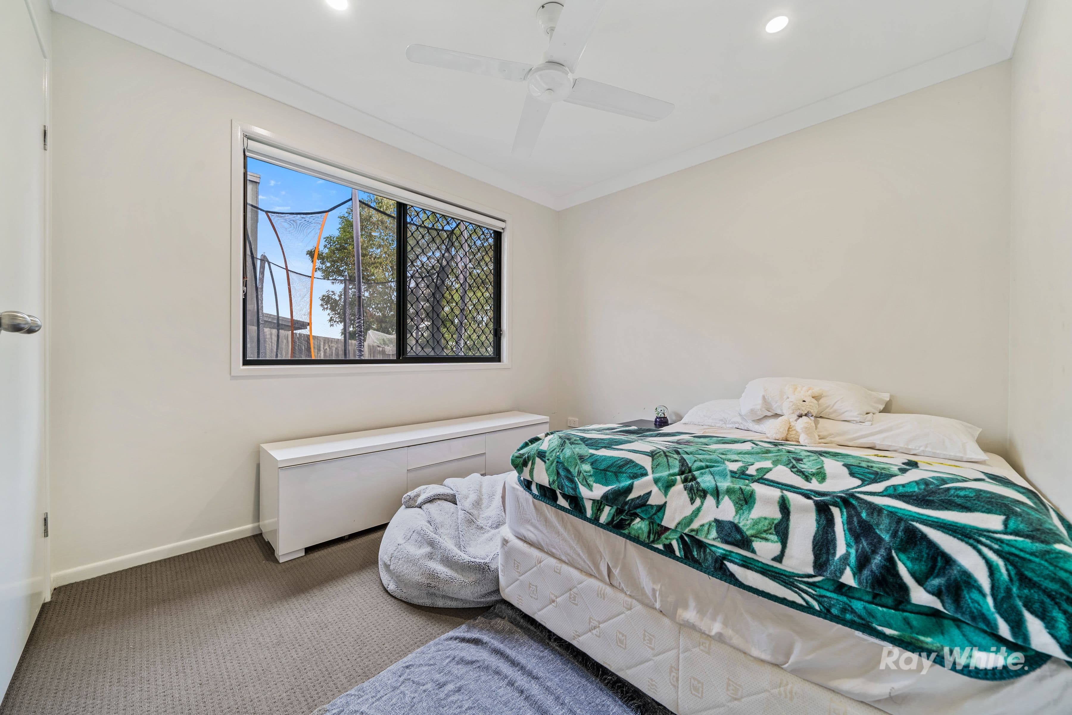 9A Spruce Street, Loganlea QLD 4131, Loganlea - Thumbnail 6