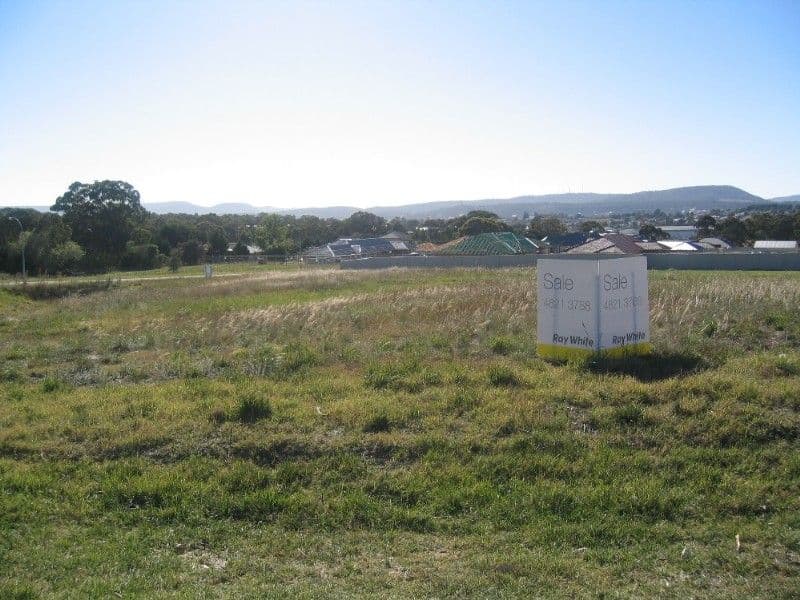 14 Abbey Circuit, GOULBURN NSW 2580, Goulburn - Thumbnail 3