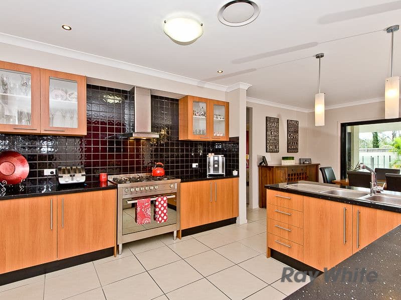 53 Darien Street, BRIDGEMAN DOWNS QLD 4035, Bridgeman Downs - Thumbnail 3