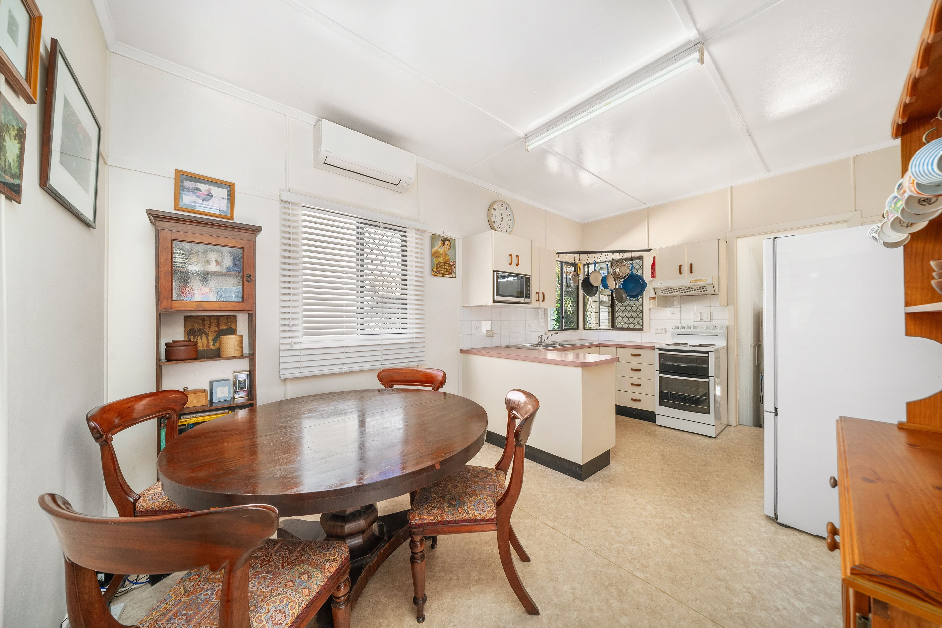 49 Elizabeth Avenue, Clontarf QLD 4019, Clontarf - Thumbnail 2