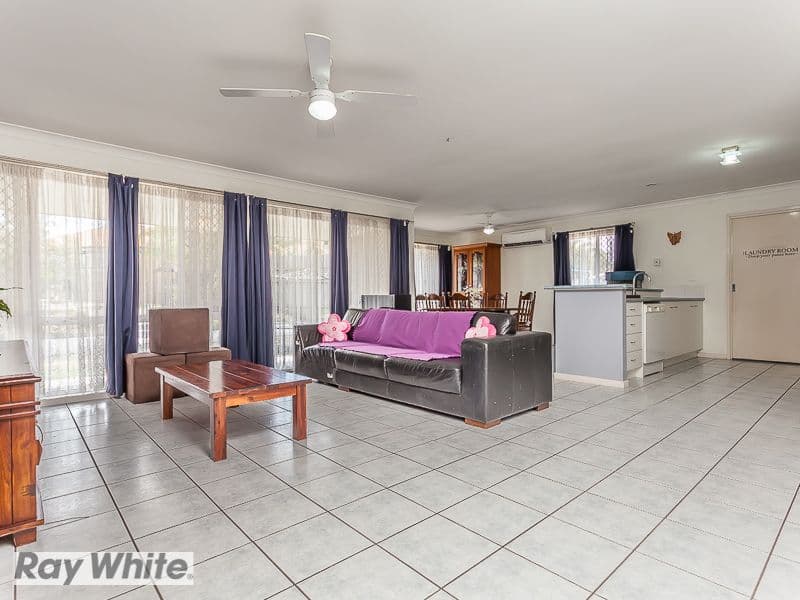 36 Kirri Avenue, PETRIE QLD 4502, Petrie - Thumbnail 3