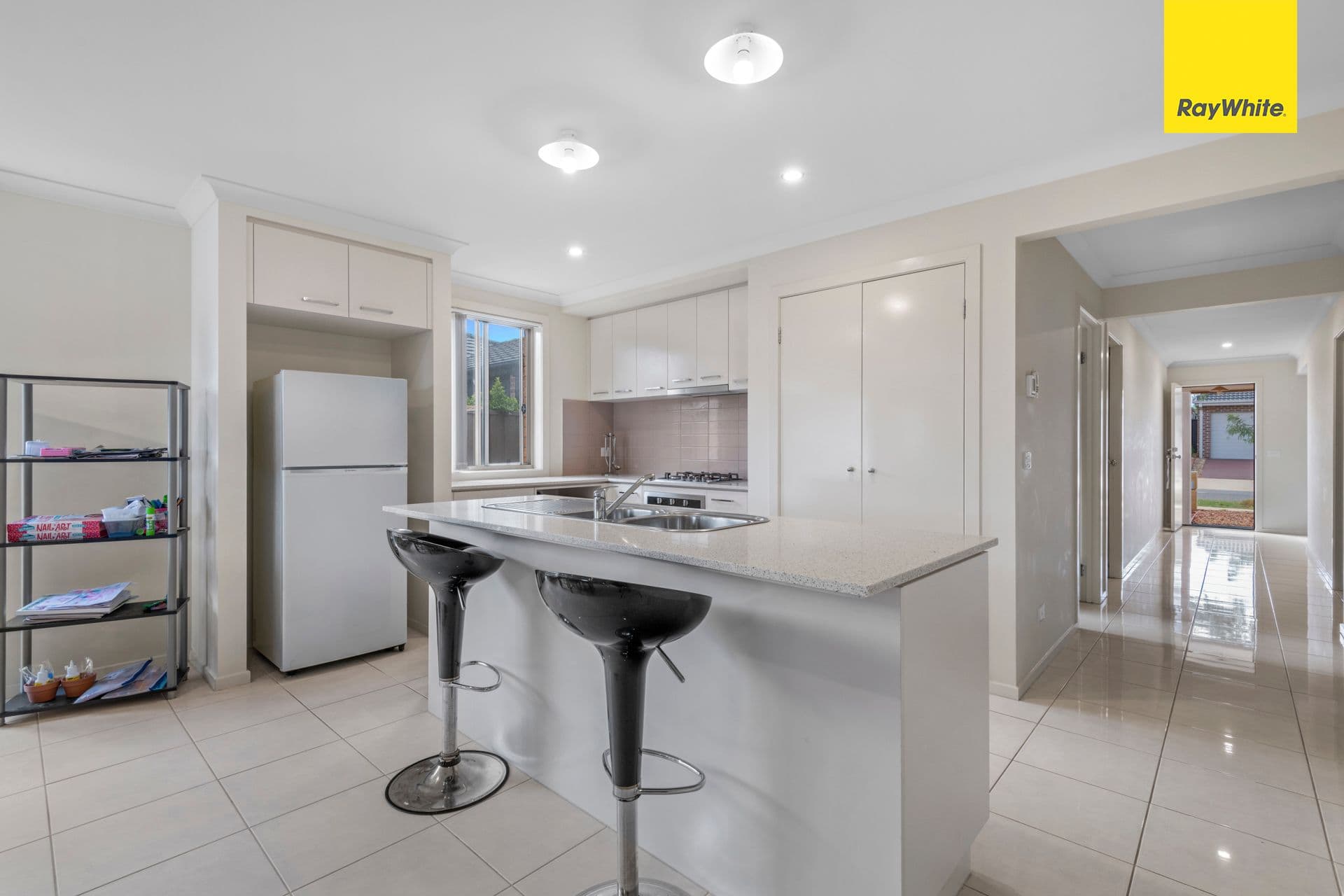15 Maryburgh Road, COBBLEBANK VIC 3338, Cobblebank - Thumbnail 4