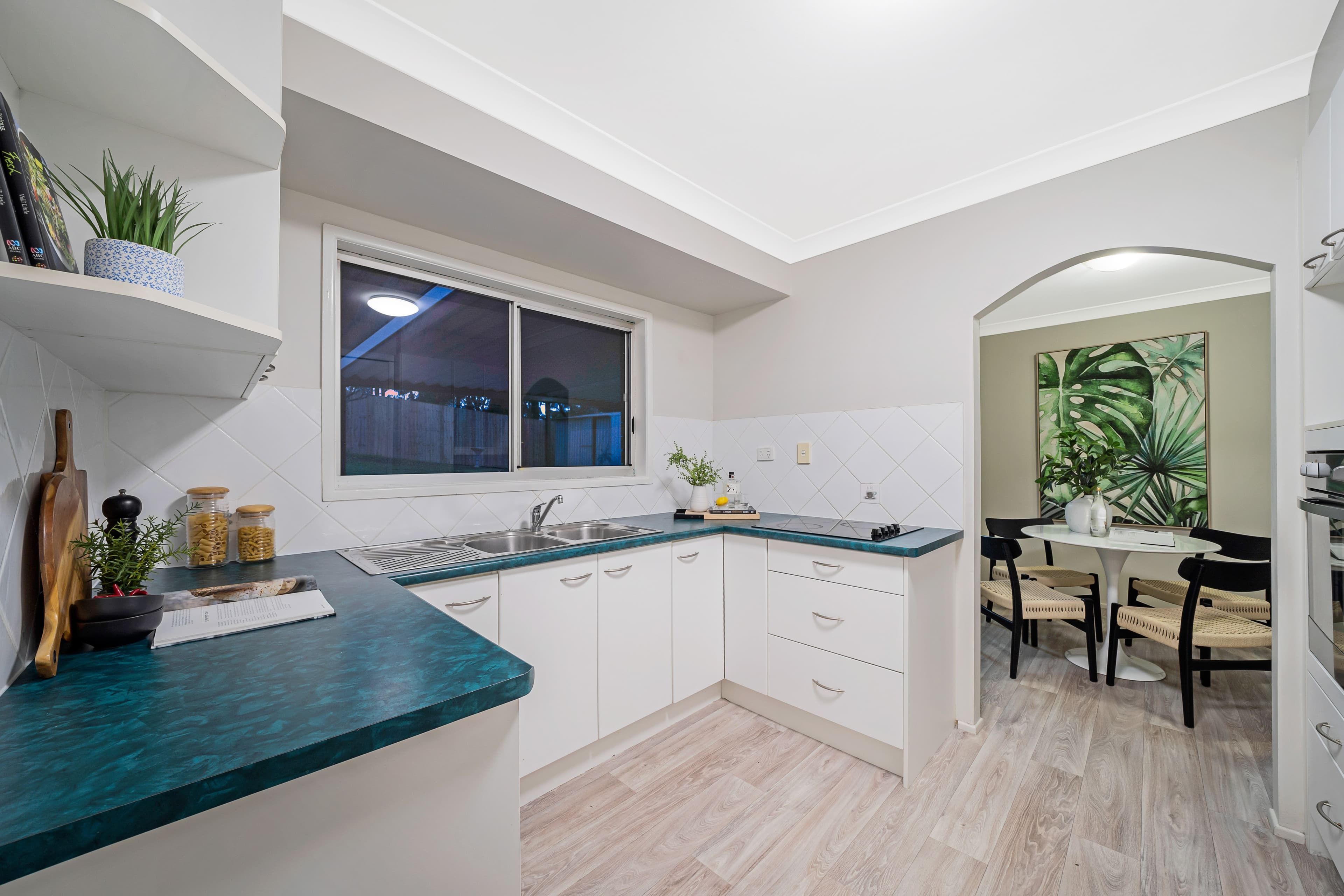 16 Avenell Street, Wishart QLD 4122, Wishart - Thumbnail 8