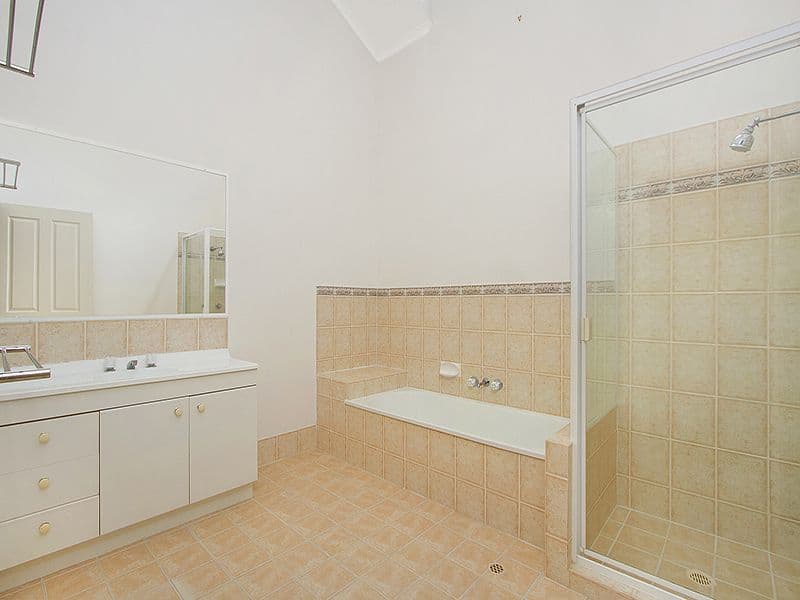 16 Michael Lynagh Drive, Daisy Hill QLD 4127, Daisy Hill - Thumbnail 6