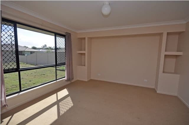2 Melissa Place, DECEPTION BAY QLD 4508, Deception Bay - Thumbnail 8