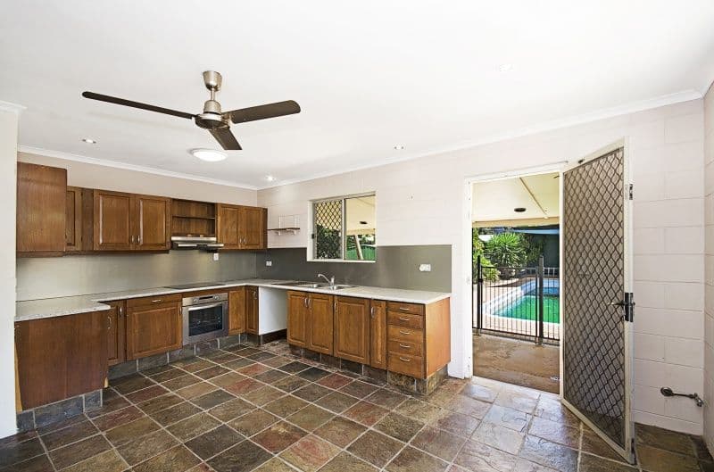 224 Upper Miles Avenue, Kelso QLD 4815, Kelso - Thumbnail 4