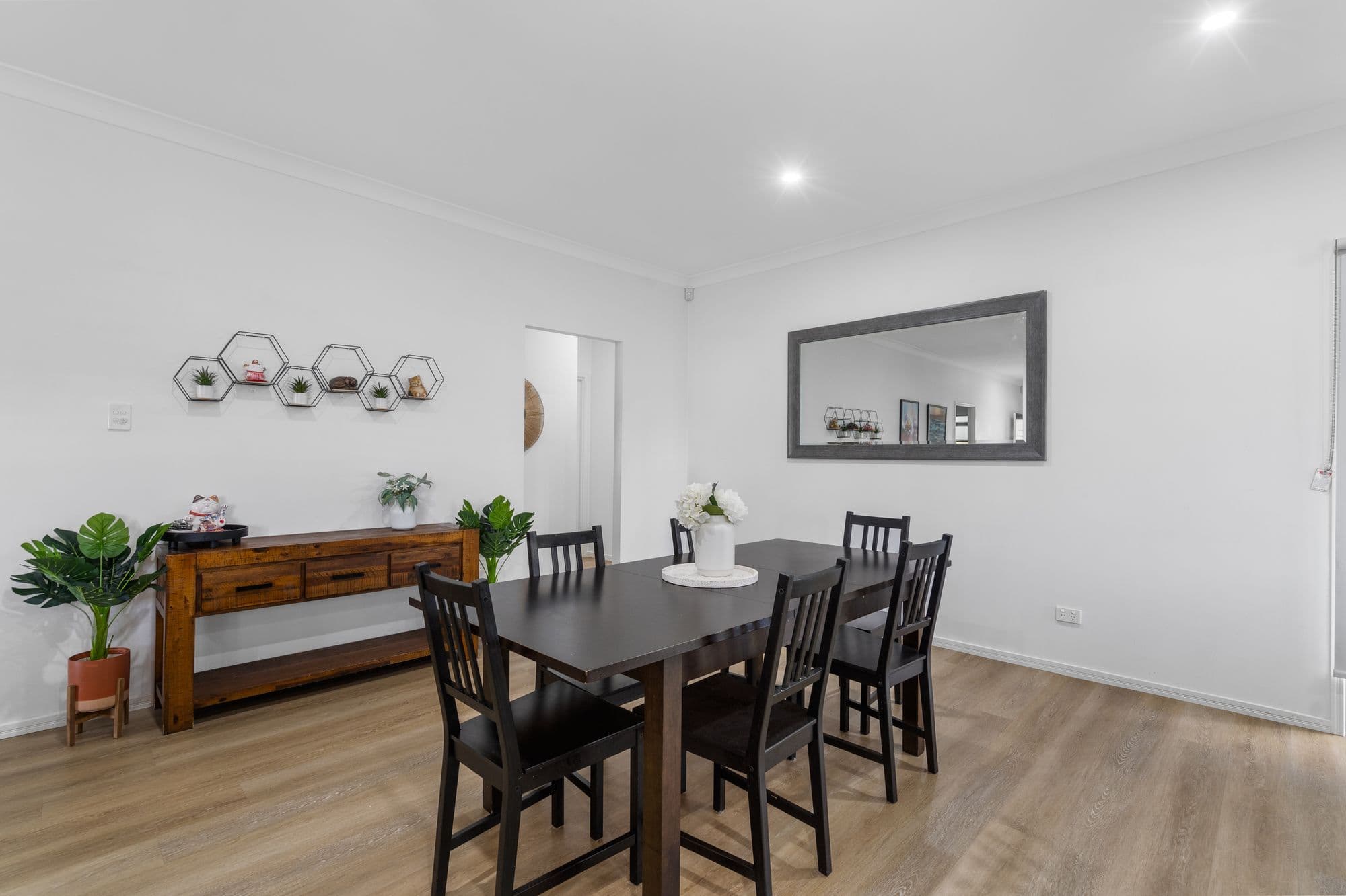 35 Jeff Collins Circuit, Bellbird Park QLD 4300, Bellbird Park - Thumbnail 5