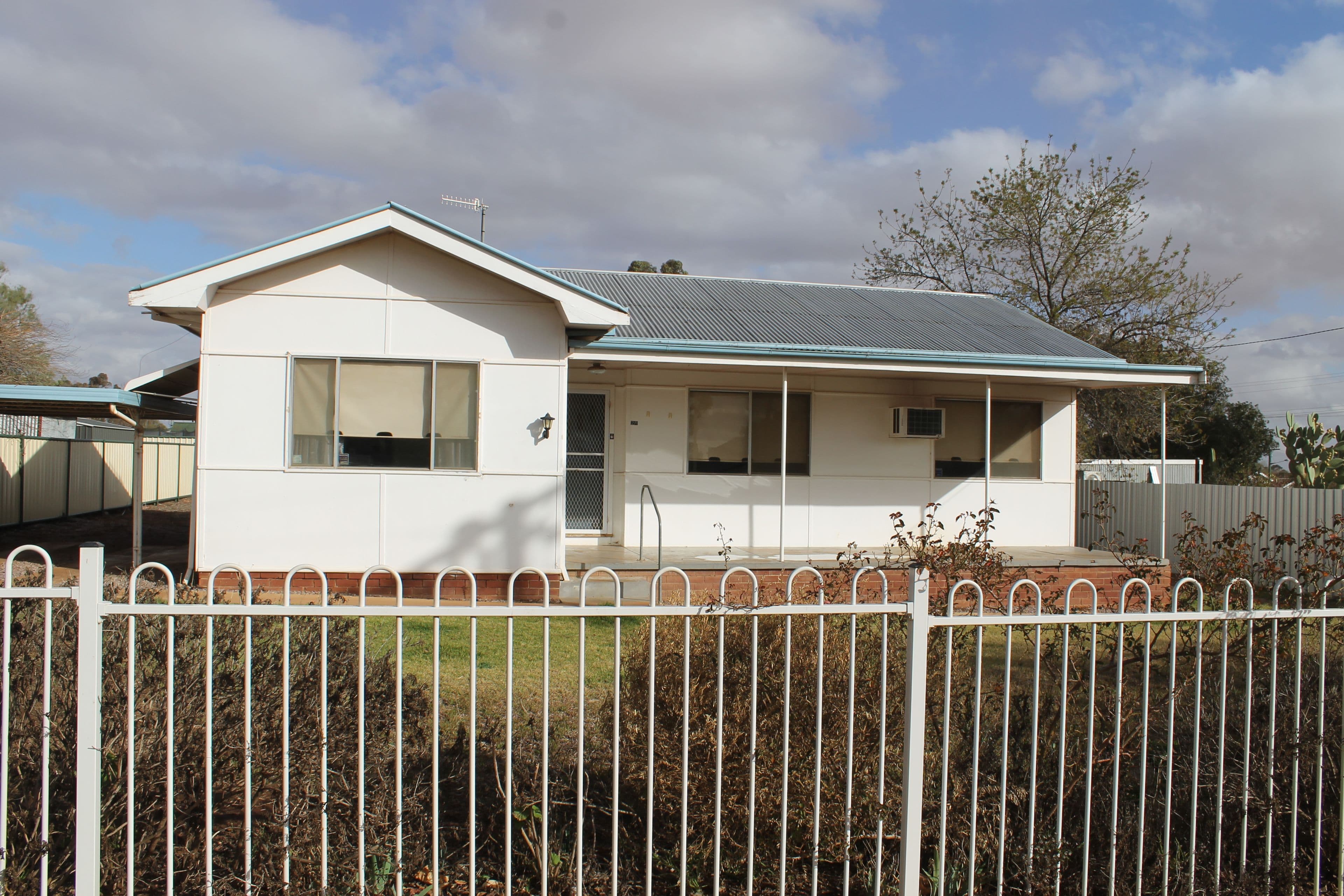 28 Mahonga Street, Condobolin - Thumbnail 2
