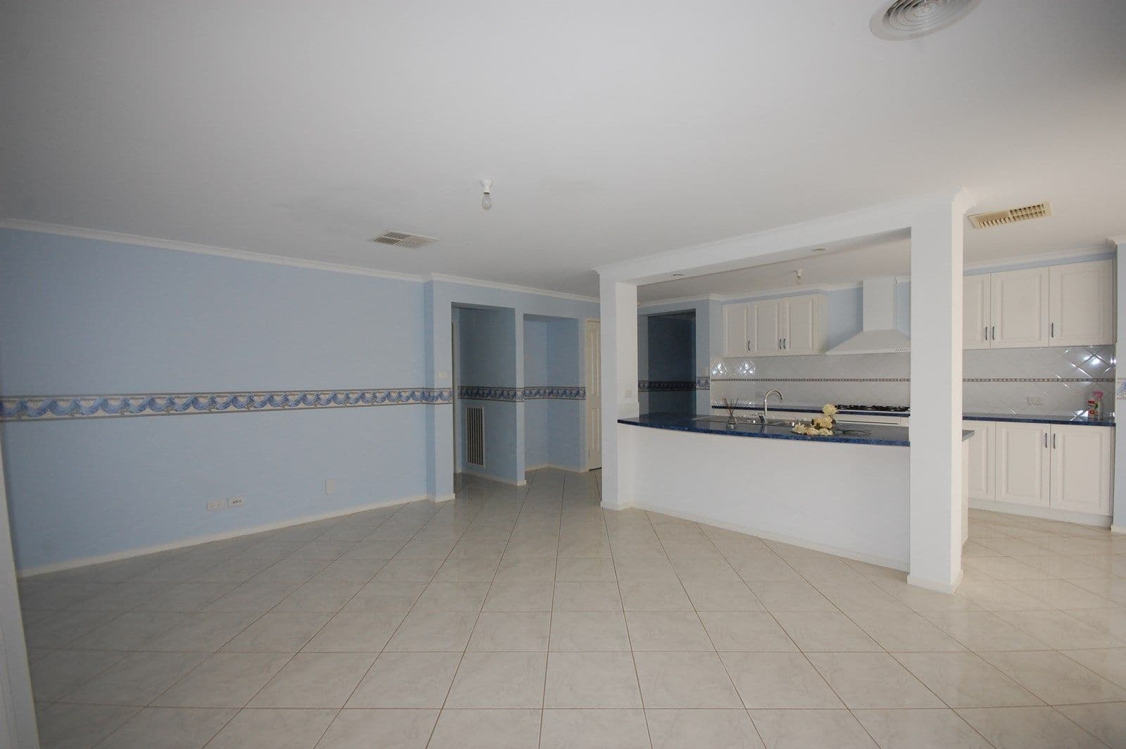 4 Hardwick Street, GRIFFITH NSW 2680, Griffith - Thumbnail 2