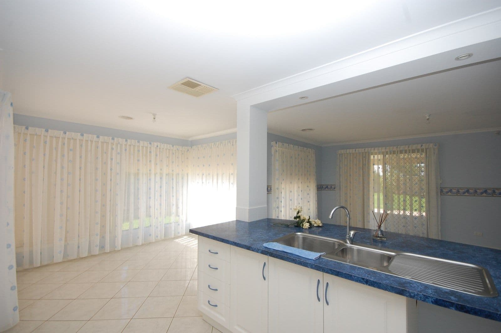 4 Hardwick Street, GRIFFITH NSW 2680, Griffith - Thumbnail 4
