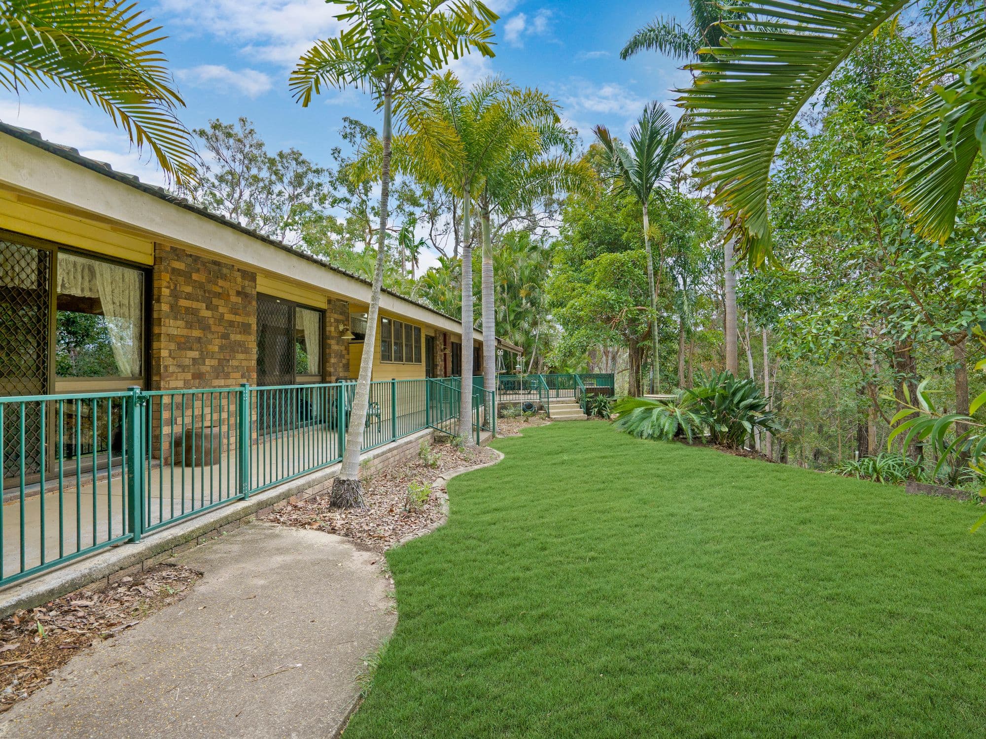 2 Karragata Court, Tallebudgera QLD 4228, Tallebudgera - Image 1