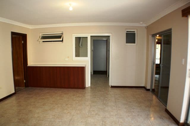 17 Burtenshaw Way, CALISTA WA 6167, Calista - Thumbnail 3