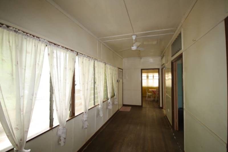 27 Jabiru Street, LONGREACH QLD 4730, Longreach - Thumbnail 3