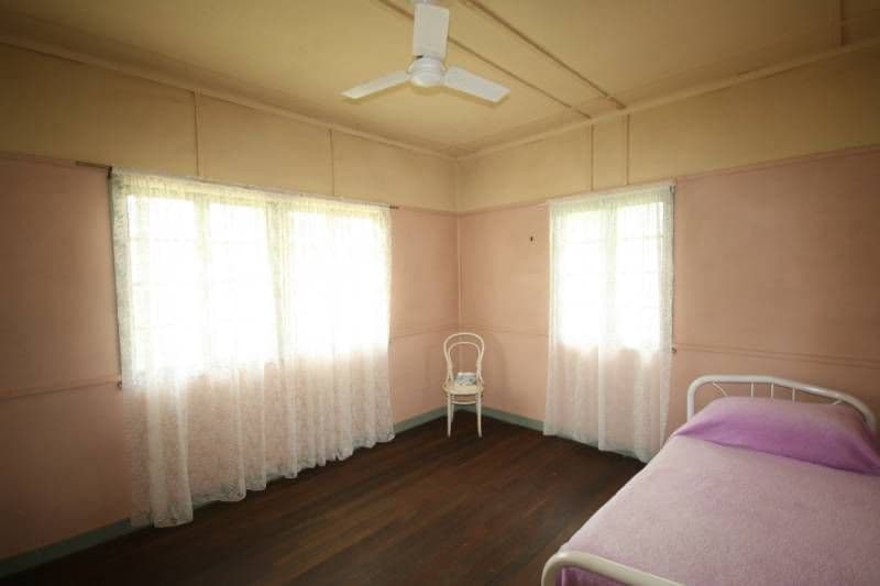 27 Jabiru Street, LONGREACH QLD 4730, Longreach - Thumbnail 8