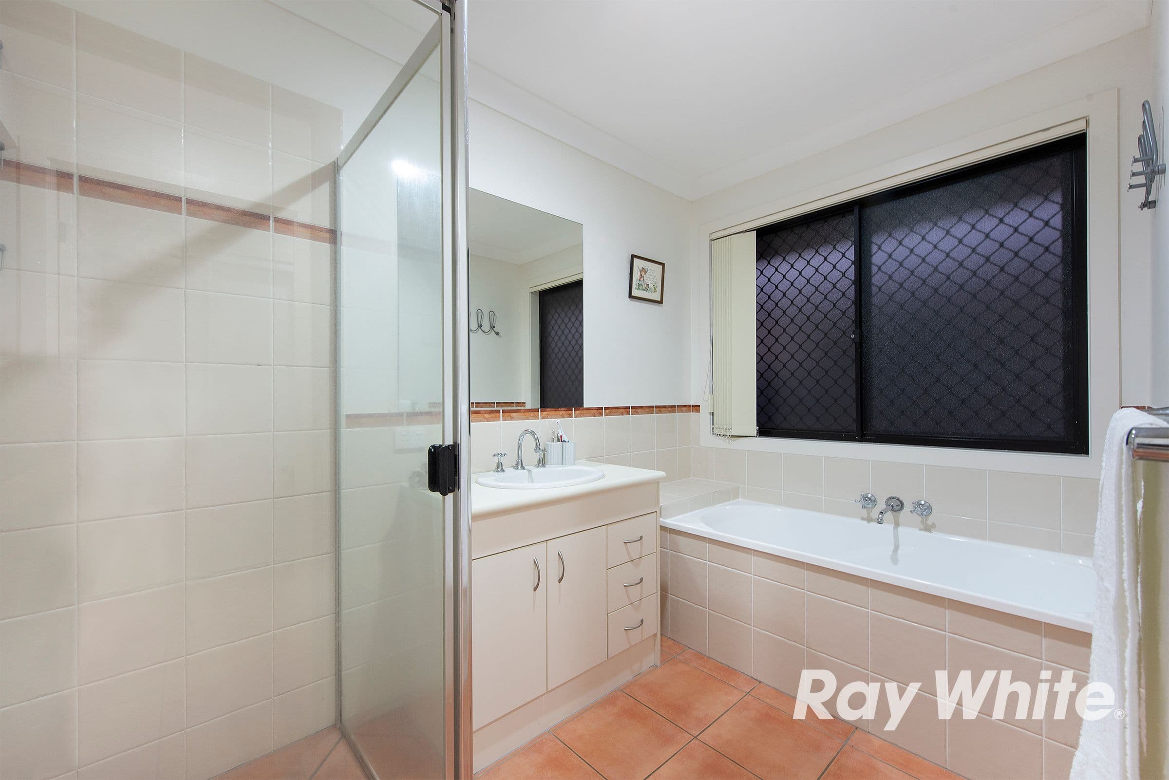 80 Lake Manchester Street, Logan Reserve QLD 4133, Logan Reserve - Thumbnail 4