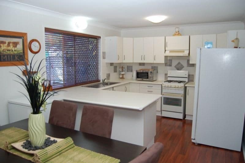 22  Woodview Street, BROWNS PLAINS QLD 4118, Browns Plains - Thumbnail 2