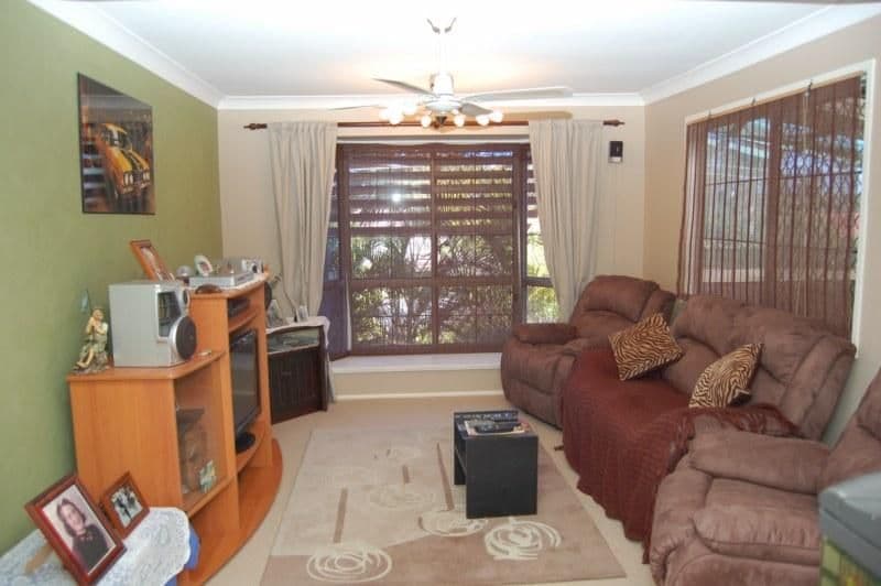 22  Woodview Street, BROWNS PLAINS QLD 4118, Browns Plains - Thumbnail 4