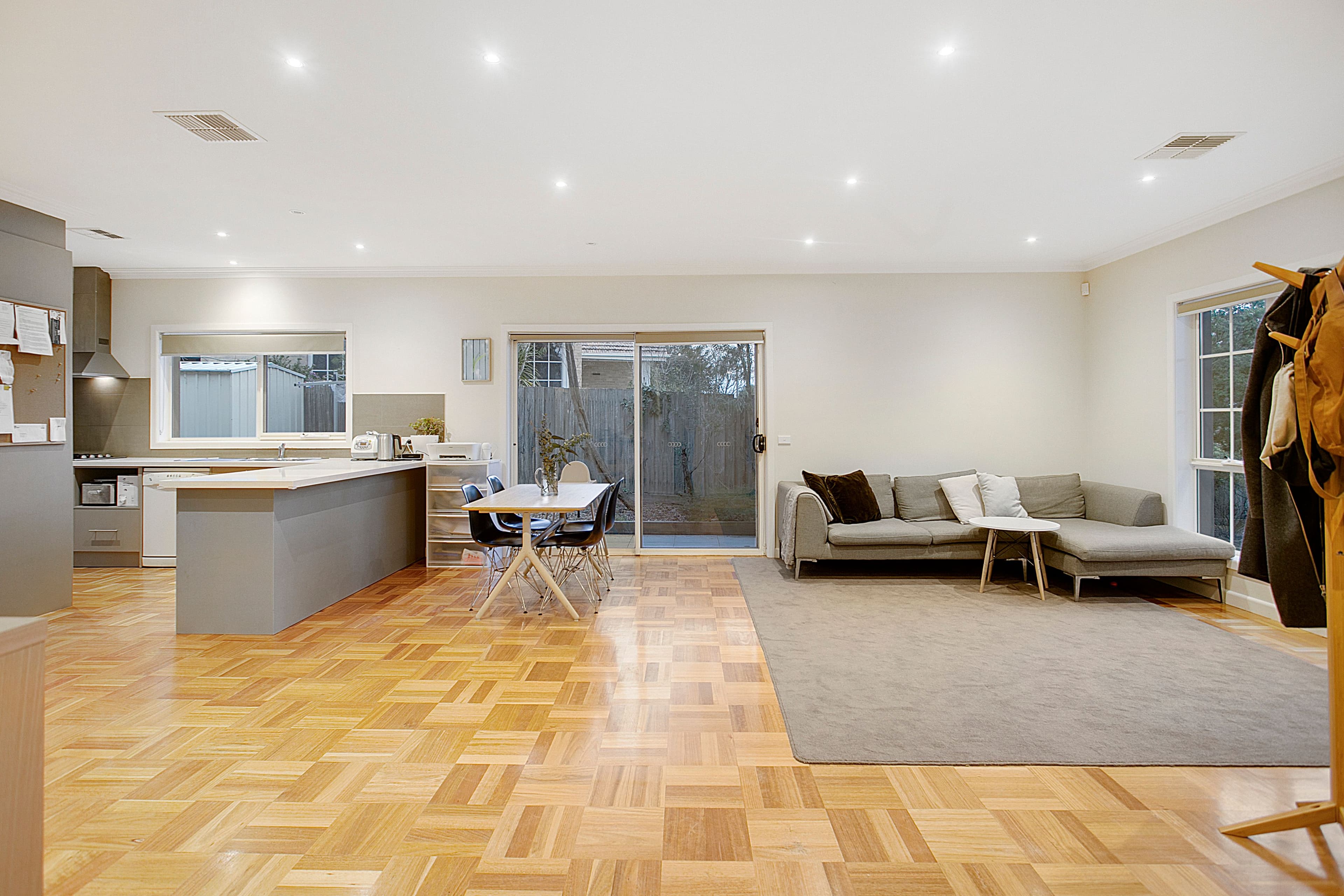 70 McComb Boulevard, Frankston South VIC 3199, Frankston South - Thumbnail 5